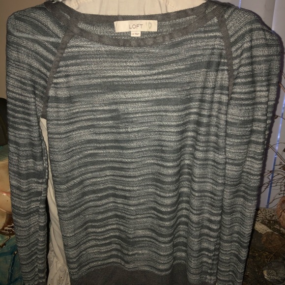 Clothes - Picture 1 of 8